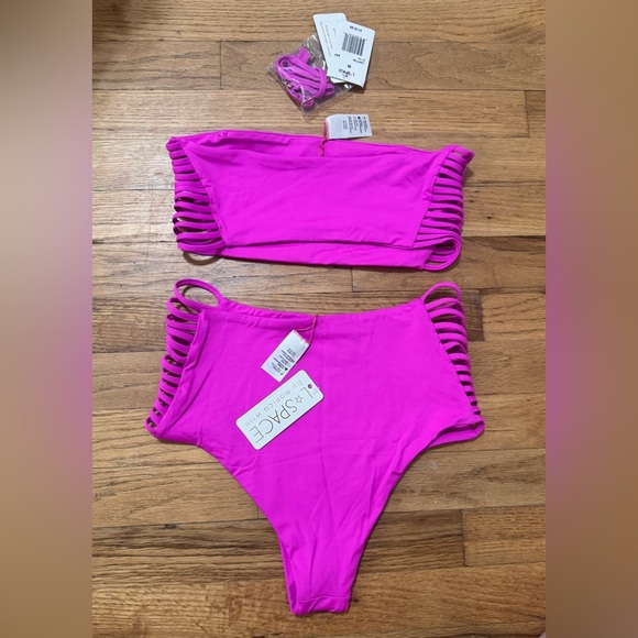 L*Space Harrington Bitsy Bikini Top and Bottom In Bright Fuchsia - Picture 5 of 6